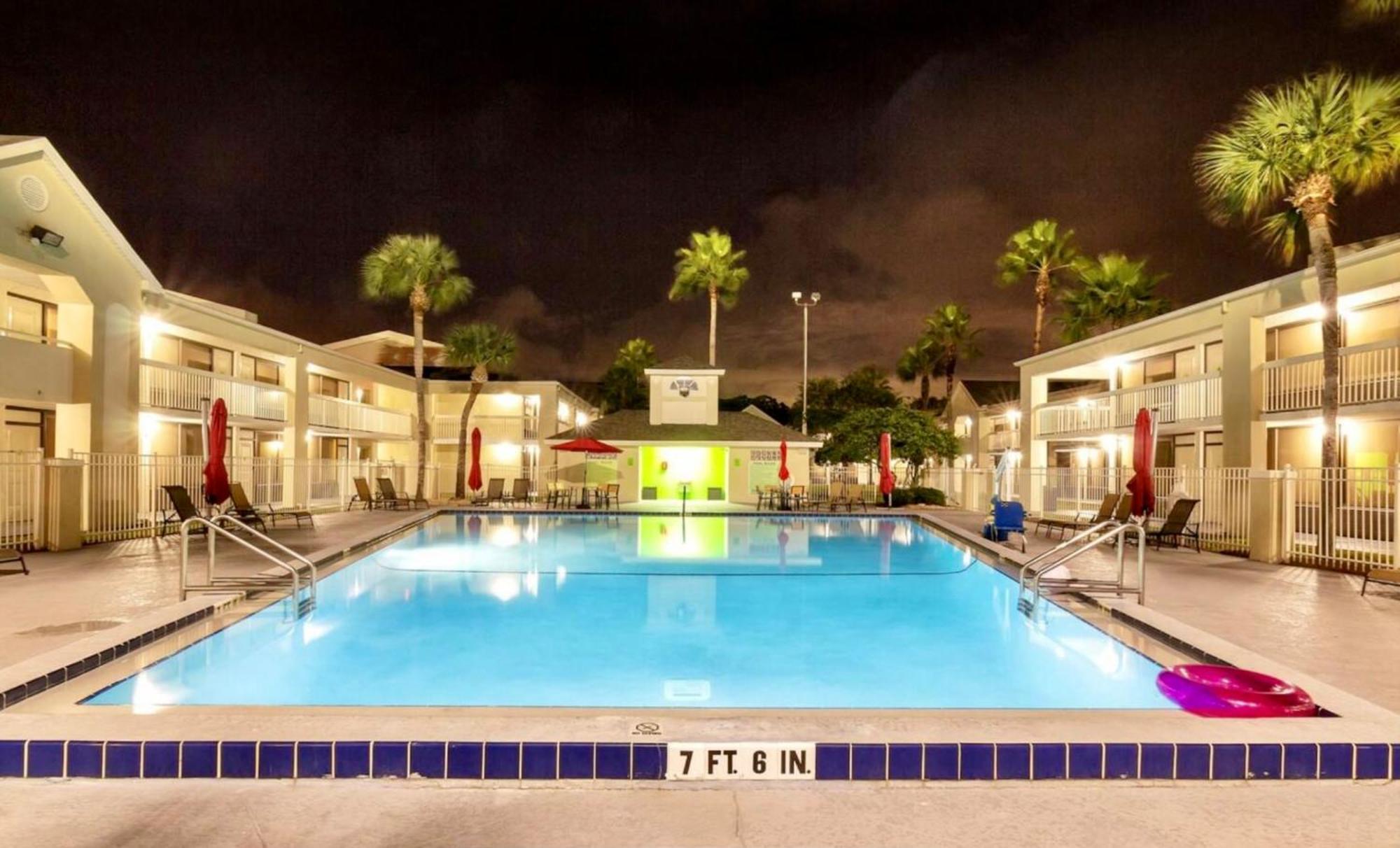 Pool - Wifi - Parking - Best Location ! Kissimmee Exterior photo